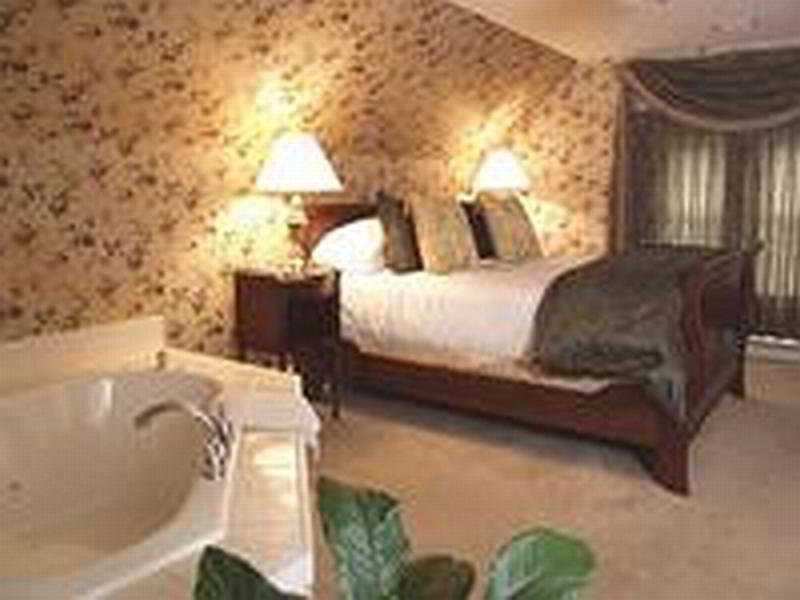 לינה וארוחת בוקר Holderness The Manor On Golden Pond מראה חיצוני תמונה